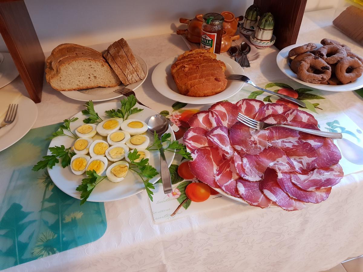 B&B Barbara Assisi Cannara Bagian luar foto